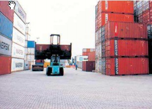 Phú Điền- ứng dụng gạch block- kho chứa container