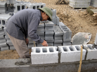 4. Những viên gạch block phải được đặt thẳng hàng khi xây